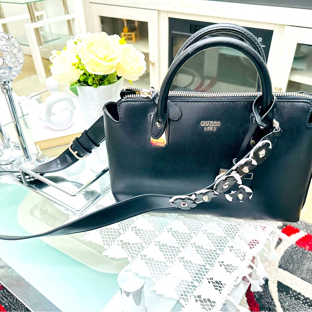 Guess bags